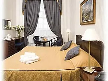 New Town Hotel EDI